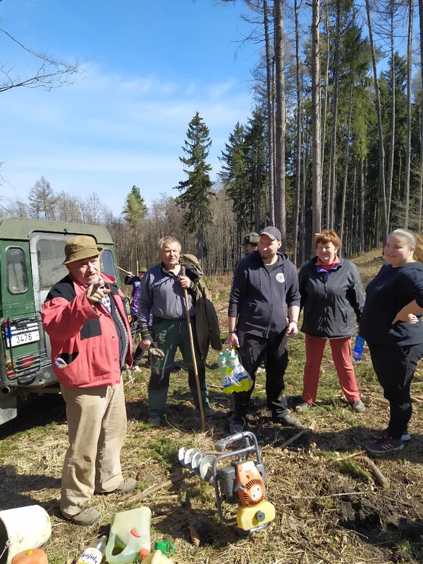 2021 - Duben - Práce v lese - 4